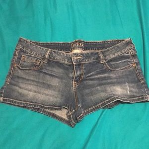 Decree Jean Shorts